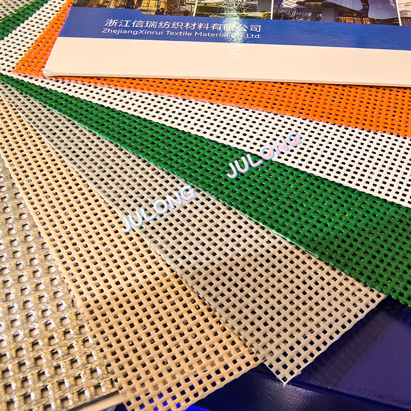 400 g PVC obložena poliesterska mrežasta tkanina za vanjsko sunčanje
